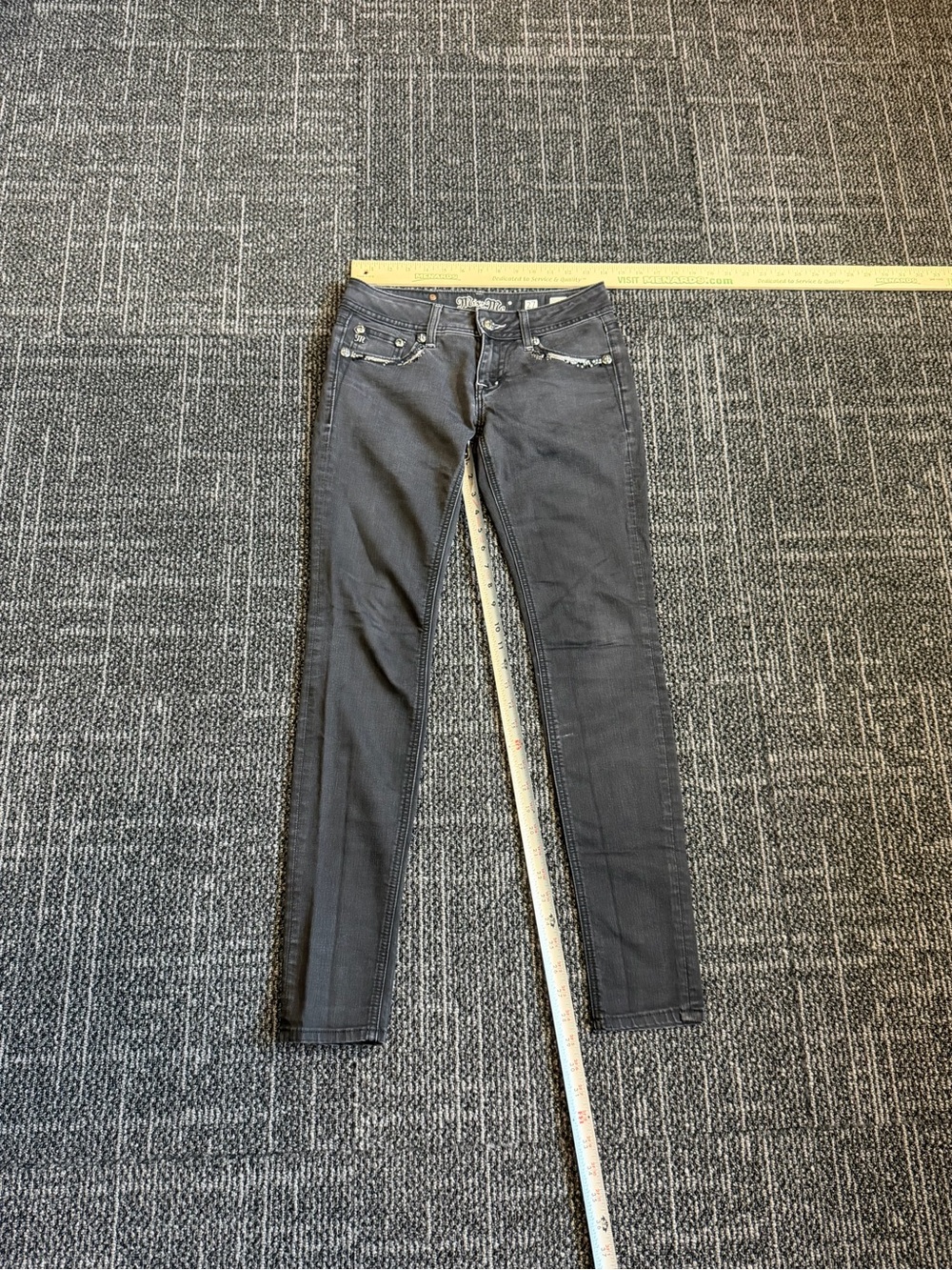Miss Me Skinny Jeans Faded Black Sequin Back Pockets Size 27 Low Rise